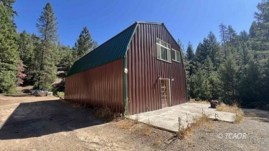 000 Devils Gulch Rd - Single Family for sale in Hayfork, CA