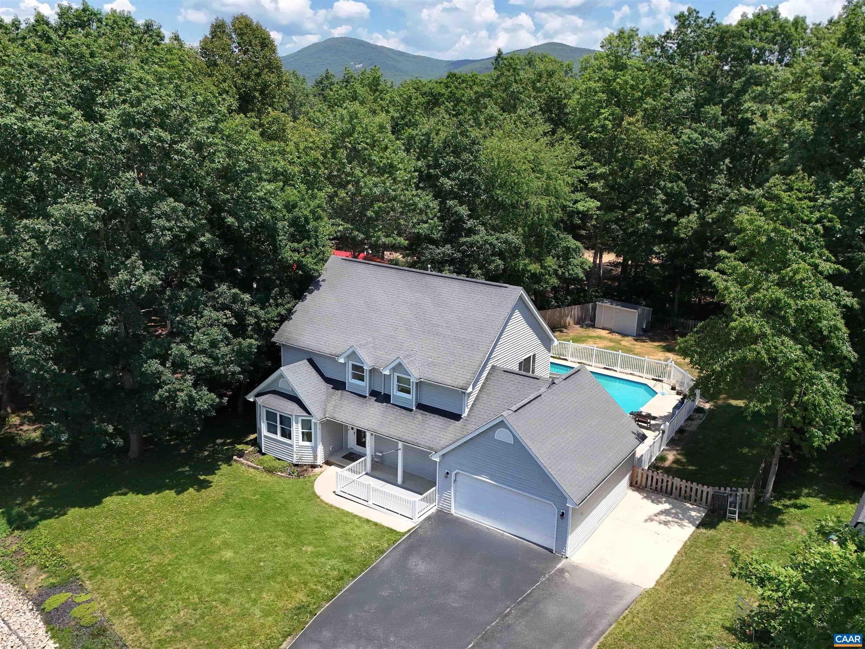 172 BEAGLE GAP RUN - Home for sale in WAYNESBORO, VA