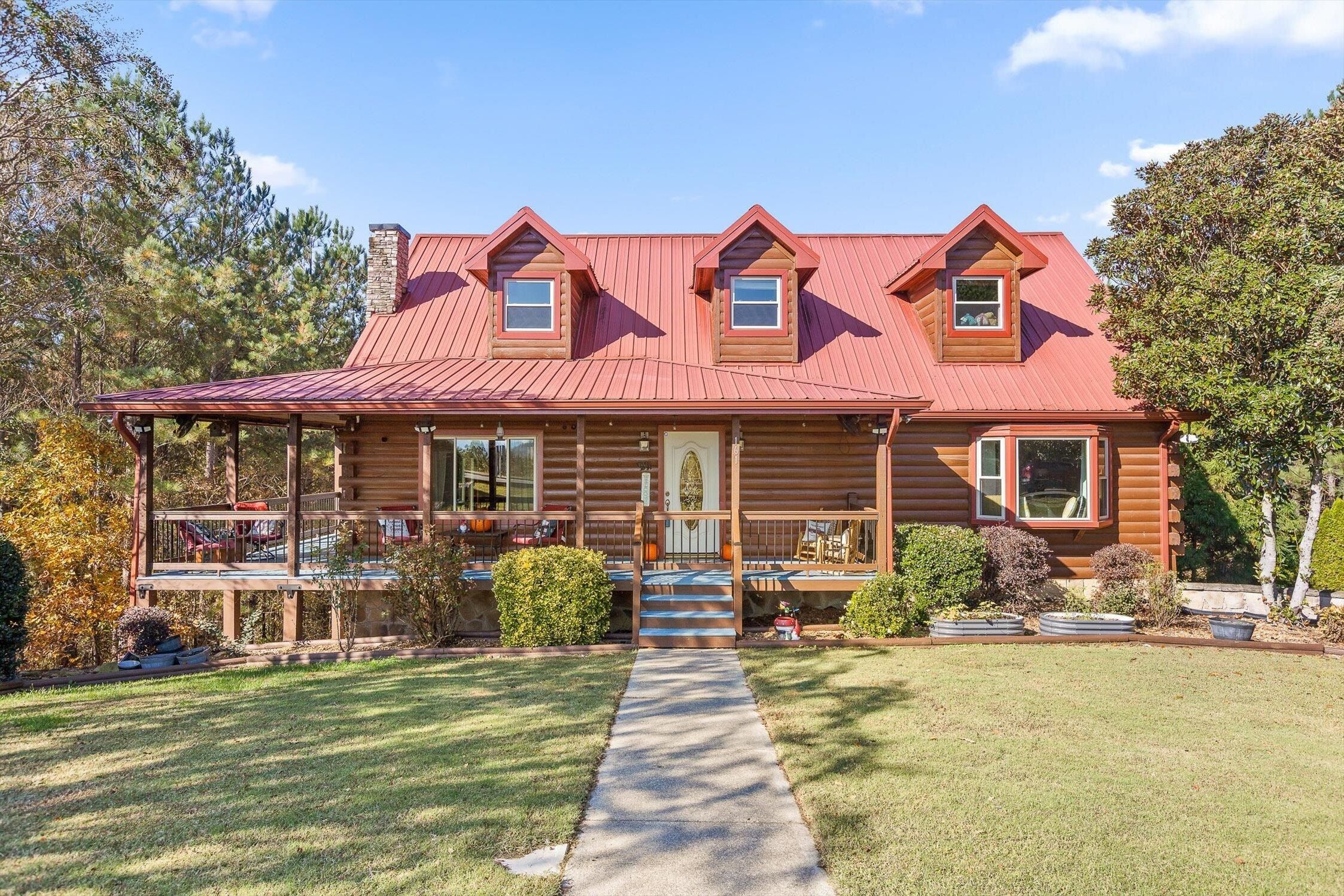161 & 155 Cherokee Ridge Drive - Home for sale in Ocoee, TN