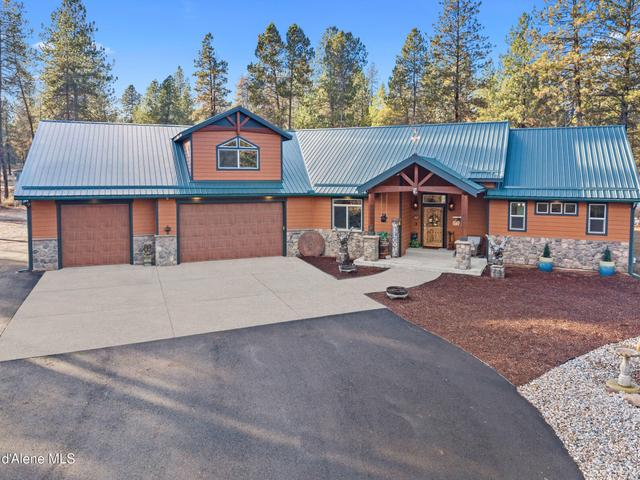 28615 N Milan Rd, Chattaroy, WA