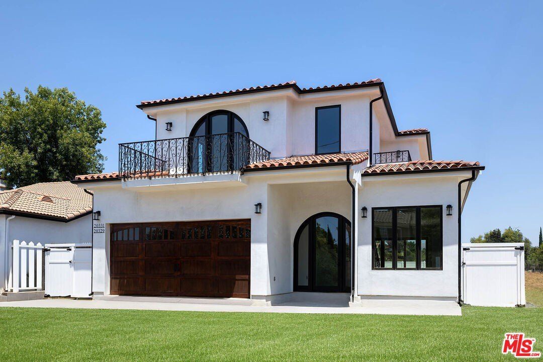 20329 Stagg St - Home for sale in Winnetka, CA