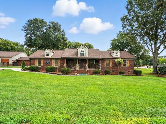 3369 Roberta Road, Concord, NC