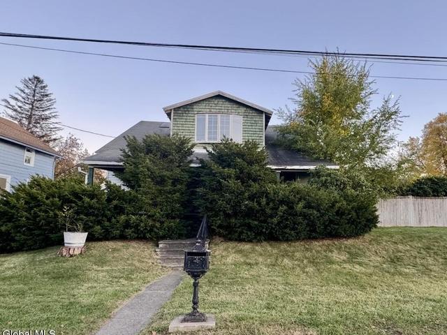 28 Fullerton Avenue, Schenectady, NY