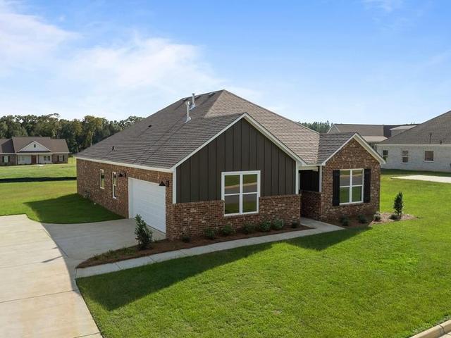 555 Golden Oaks Circle, Rehobeth, AL