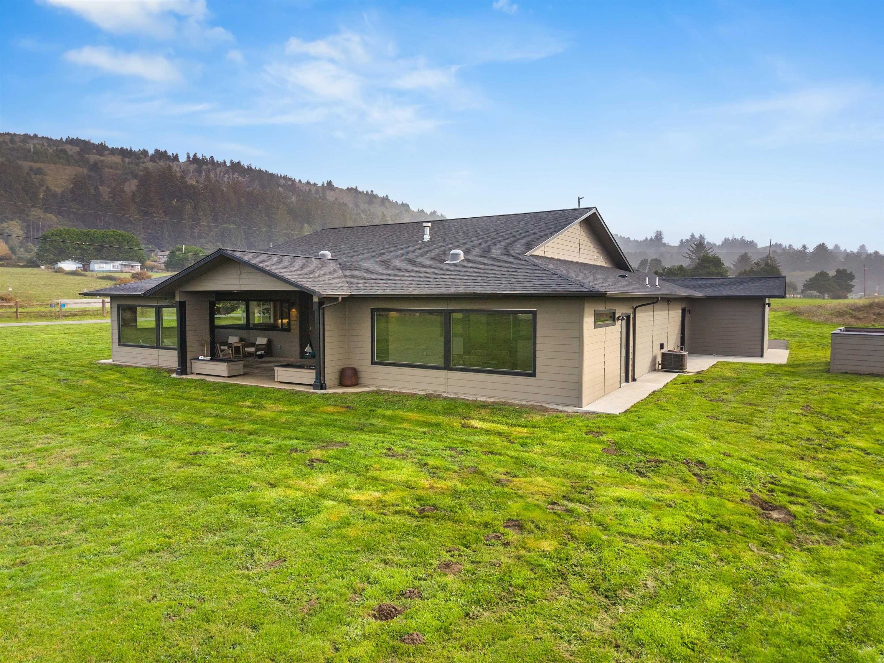 125 Sand Dune - Home for sale in Smith River, CA