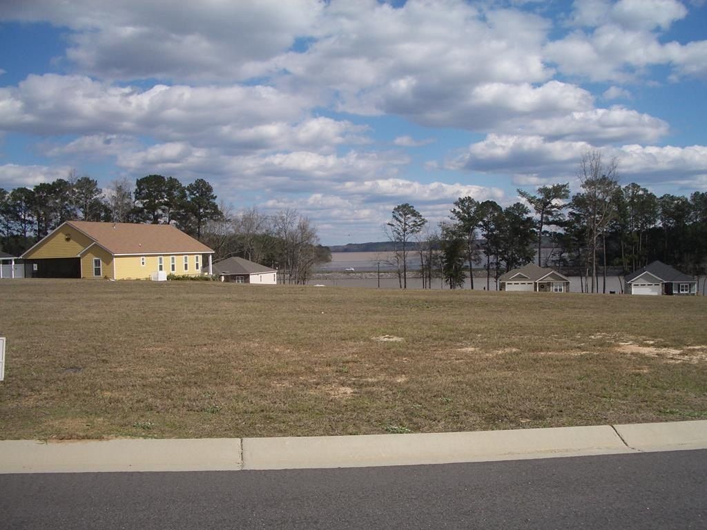 0 Walden Woods Loop - Land for sale in Eufaula, AL
