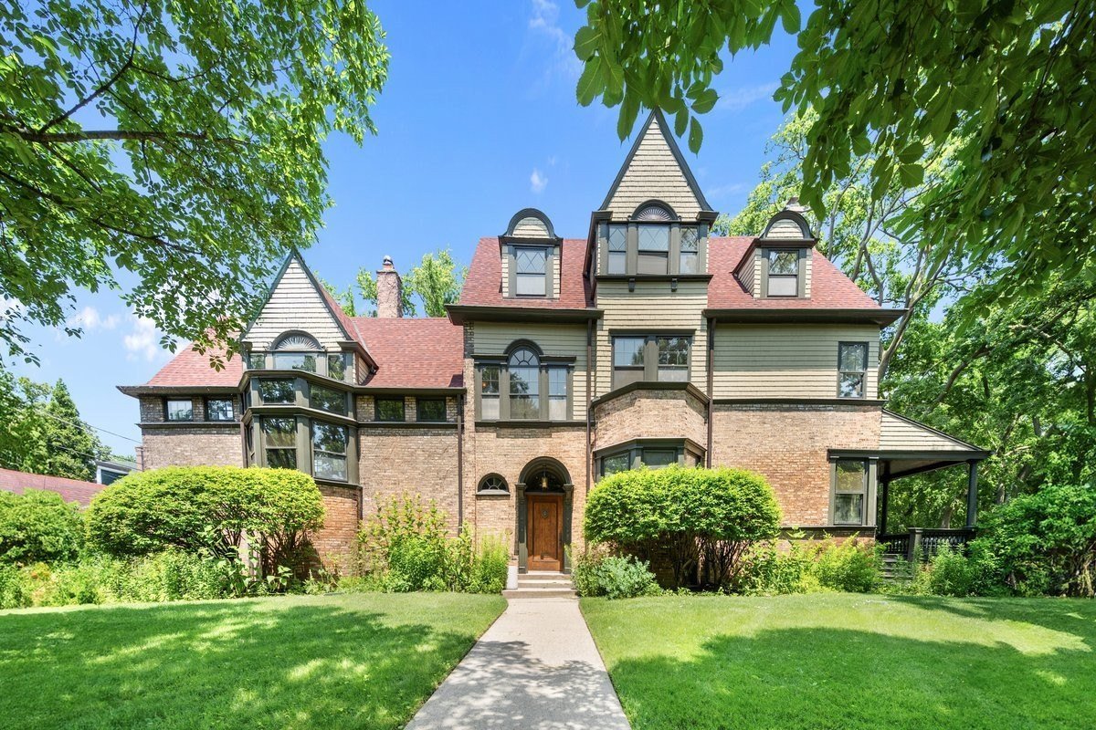 Homes for sale in Evanston, Illinois