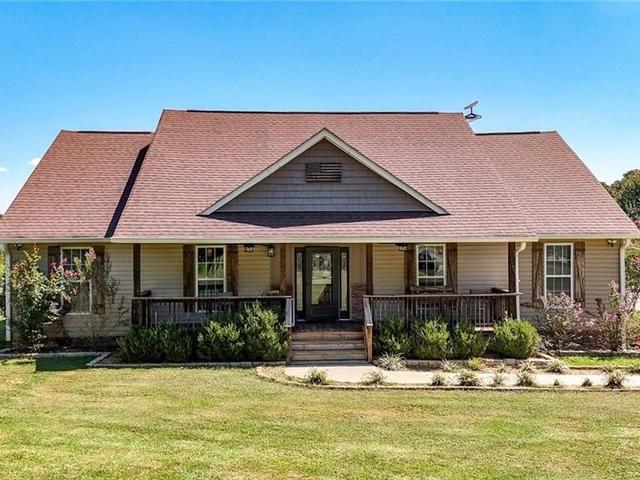 22 Ravenfield Road, Taylorsville, GA