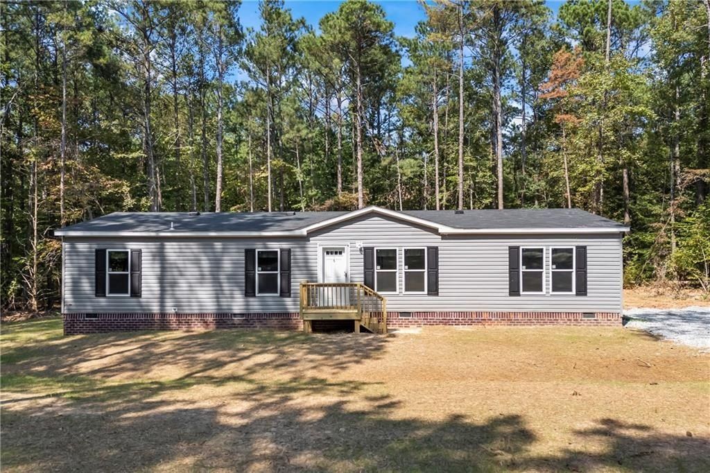 35 Cherry Circle - Home for sale in Lexington, GA