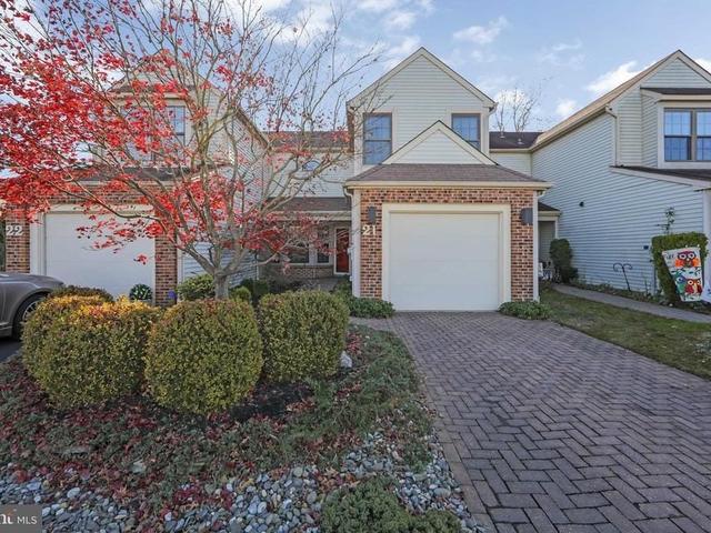 21 ZINNIA COURT, MOUNT LAUREL, NJ
