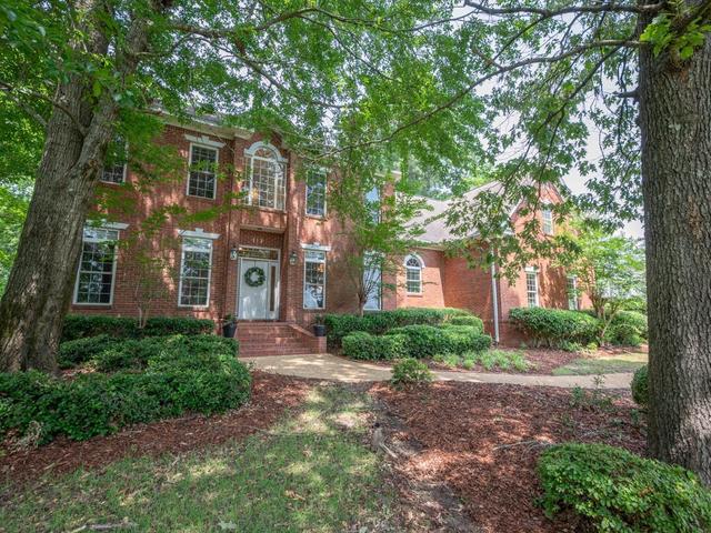 117 Derbyshire Rd, Starkville, MS