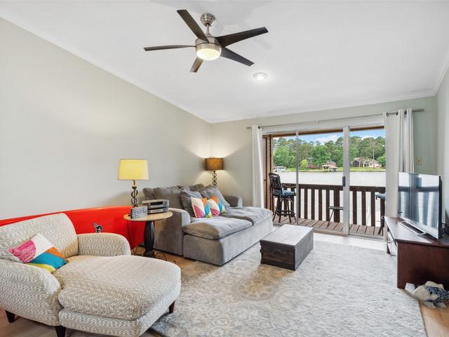 801 River Road, Montgomery, TX