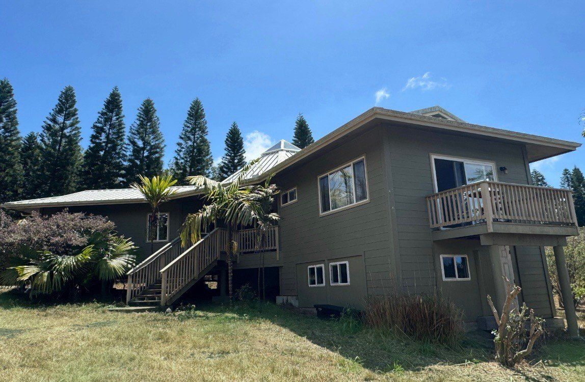 Homes with Solar Features in Pahala, HI