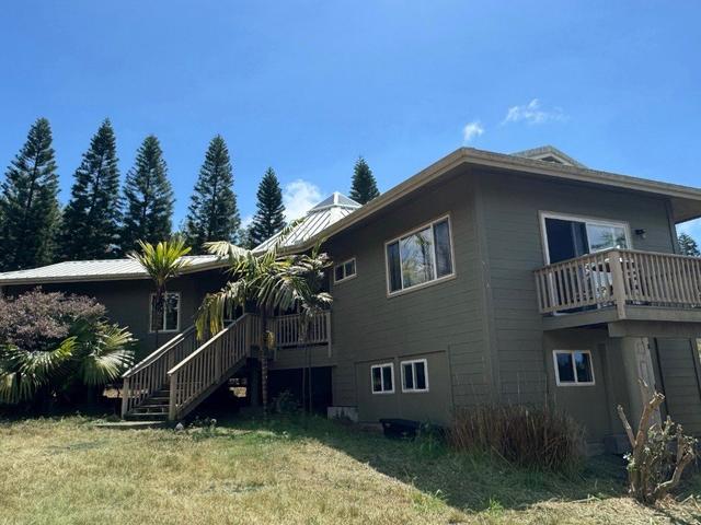 Homes with Solar Features in Pahala, HI