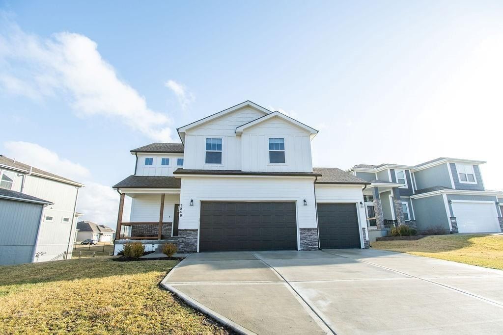 1249 Rich Boulevard - Single Family for sale in Warrensburg, MO