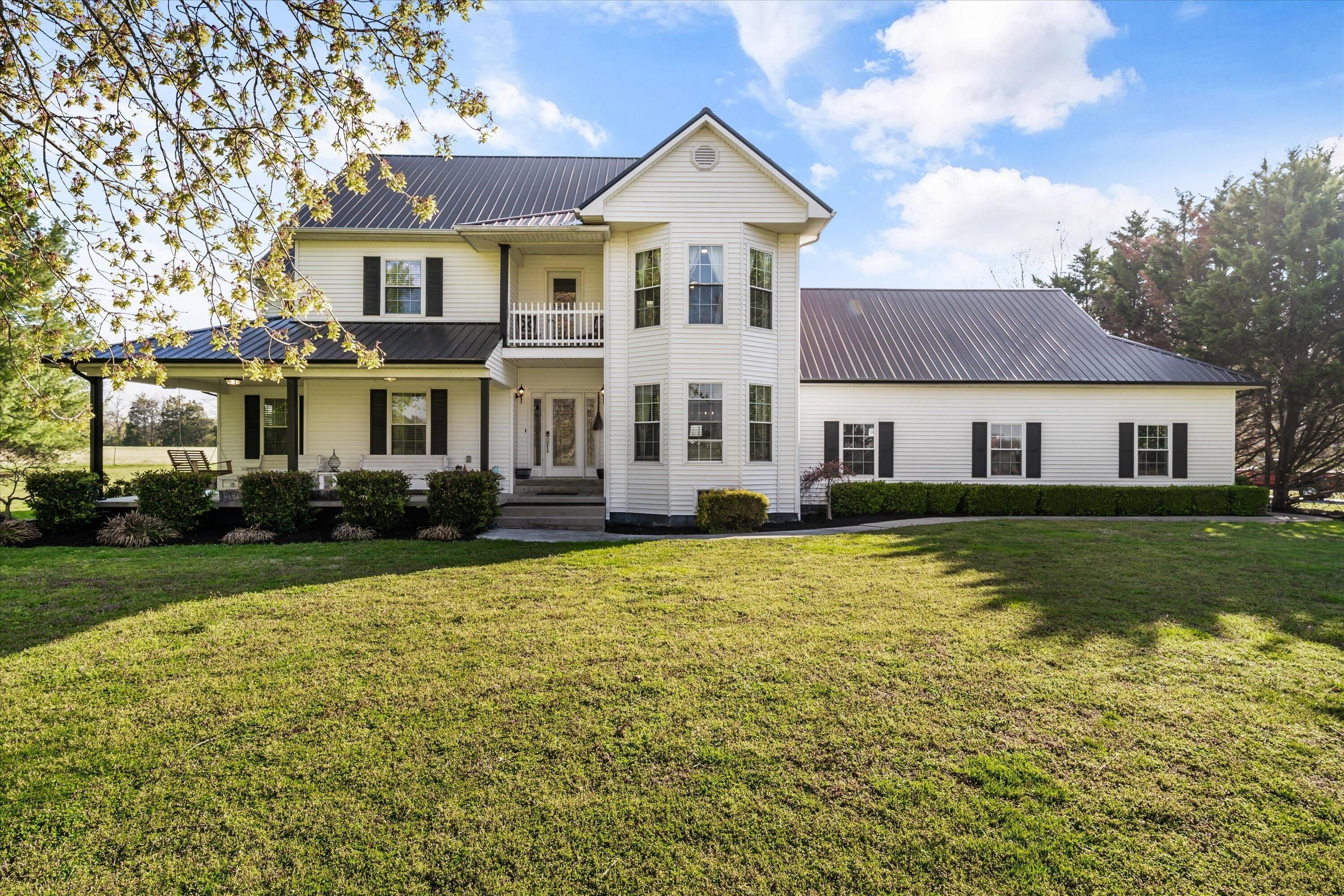 2940 Beecarter Road - Home for sale in Dandridge, TN