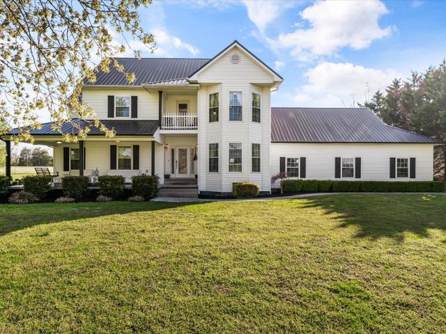 2940 Beecarter Road - Home for sale in Dandridge, TN