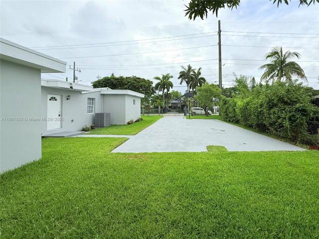 4340 SW 19th St, West Park, FL
