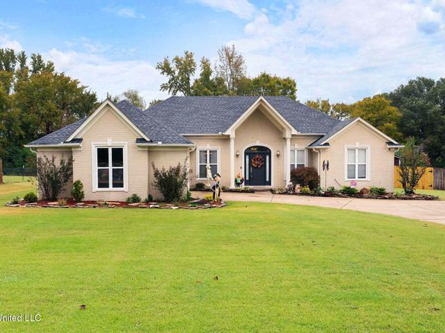 114 Ethelyn Smith Drive - Home for sale in Senatobia, MS