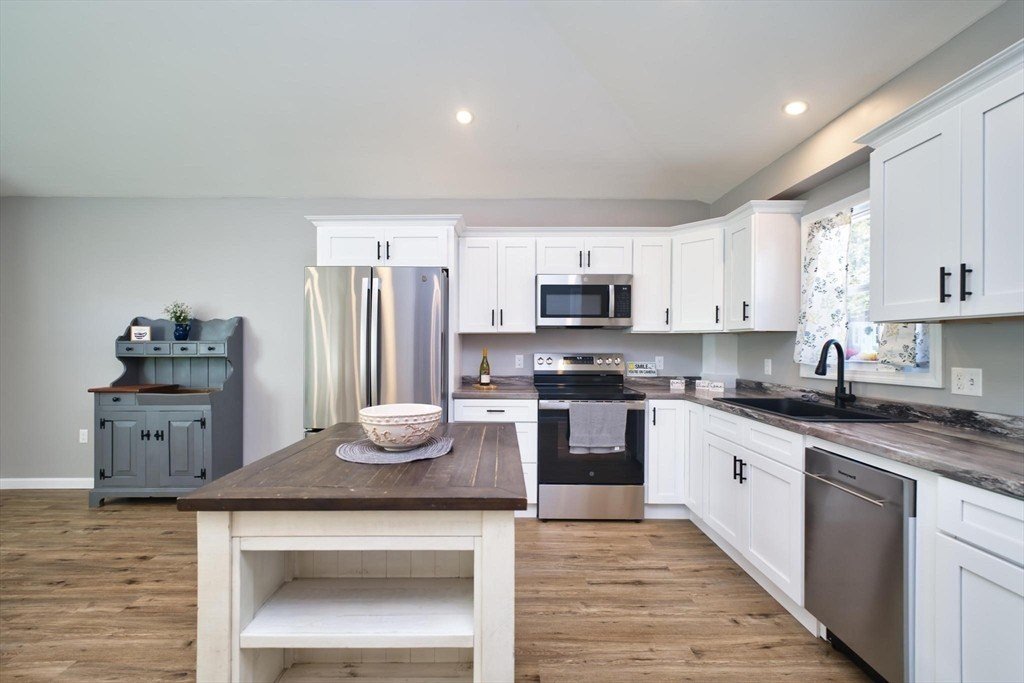 Homes for sale in Fall River, Massachusetts