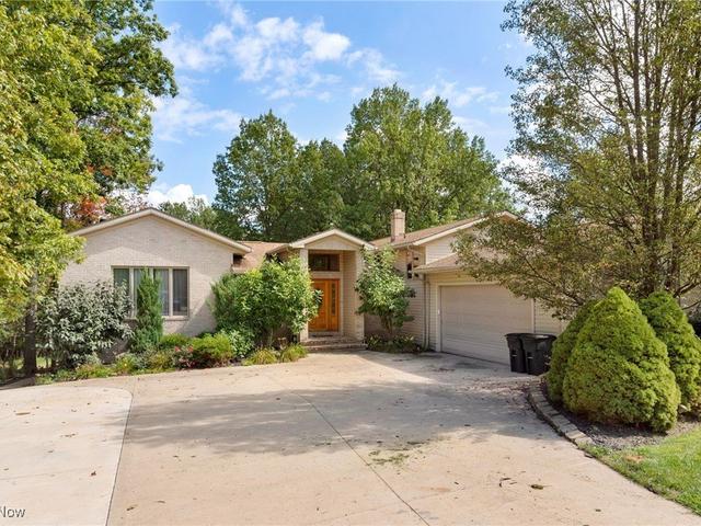 9445 Barr Road, Brecksville, OH