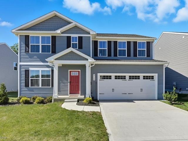 Pool Homes in Norton, OH