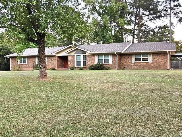 206 Redwater Road, Wake Village, TX