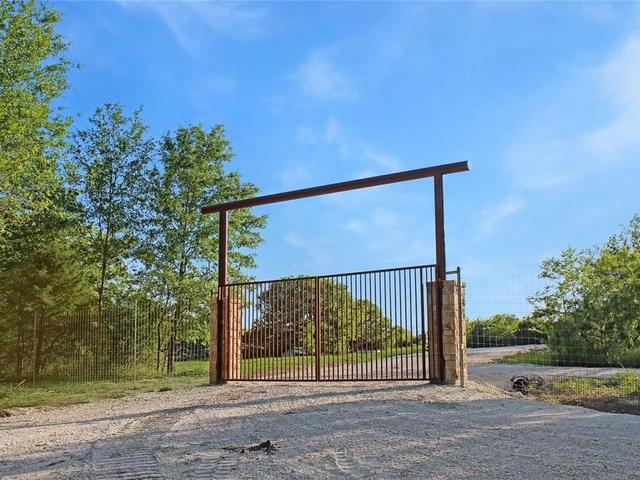 7304 Shady Lane, Scurry, TX