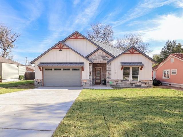 1444 Long Avenue - Home for sale in River Oaks, TX