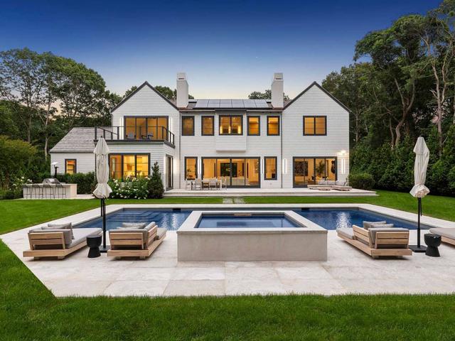 7 Lee Lane - Home for sale in Wainscott, NY