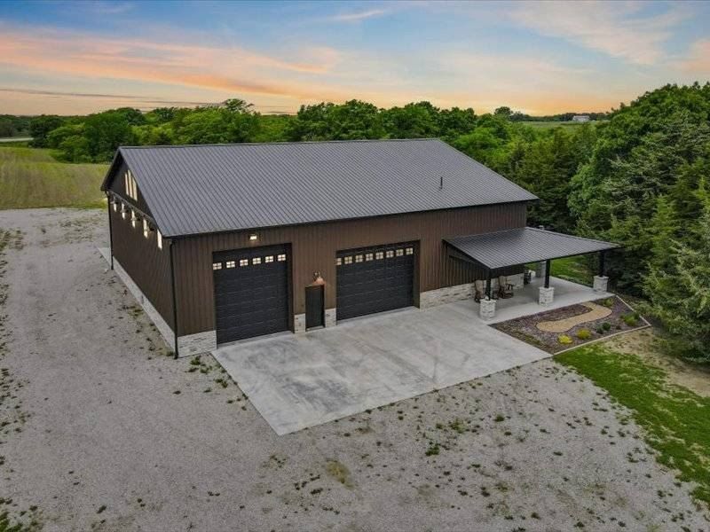 27664  450th Street - Home for sale in Moravia, IA