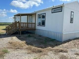 347 CR 364A, SHINER, TX