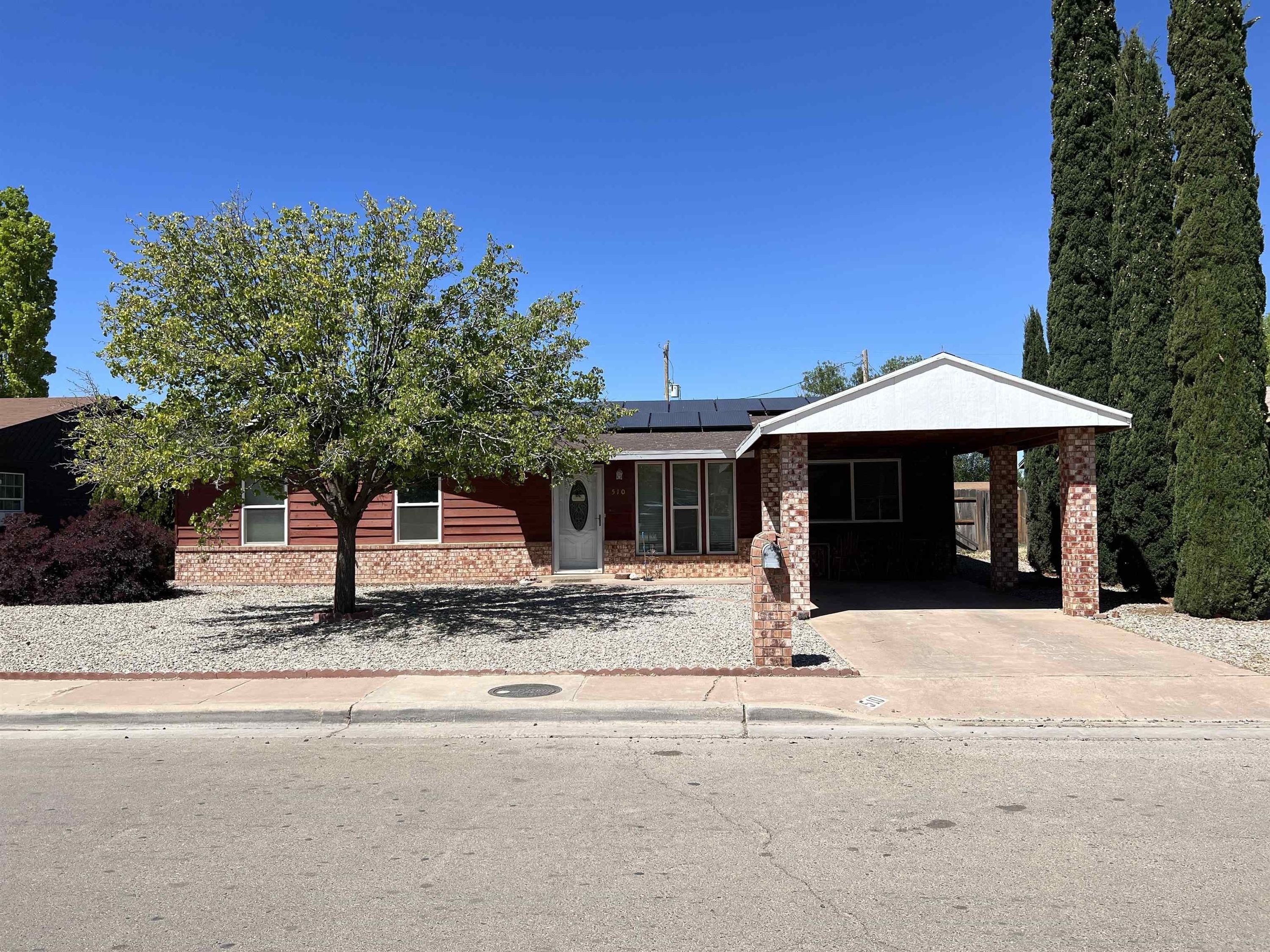510 Plainview DR - Home for sale in Alamogordo, NM