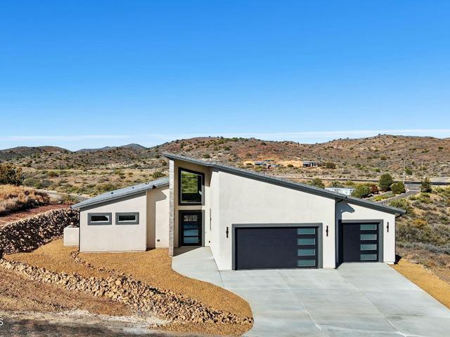 15860 E Broken Bit Road - Single Family for sale in Mayer, AZ
