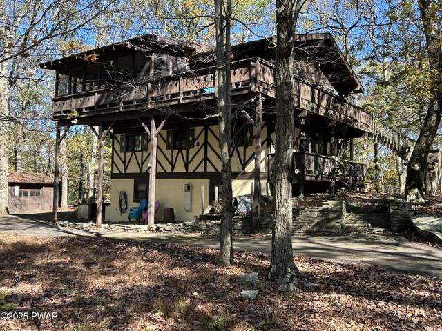 101 Bear Trap Mountain Road, Greentown, PA