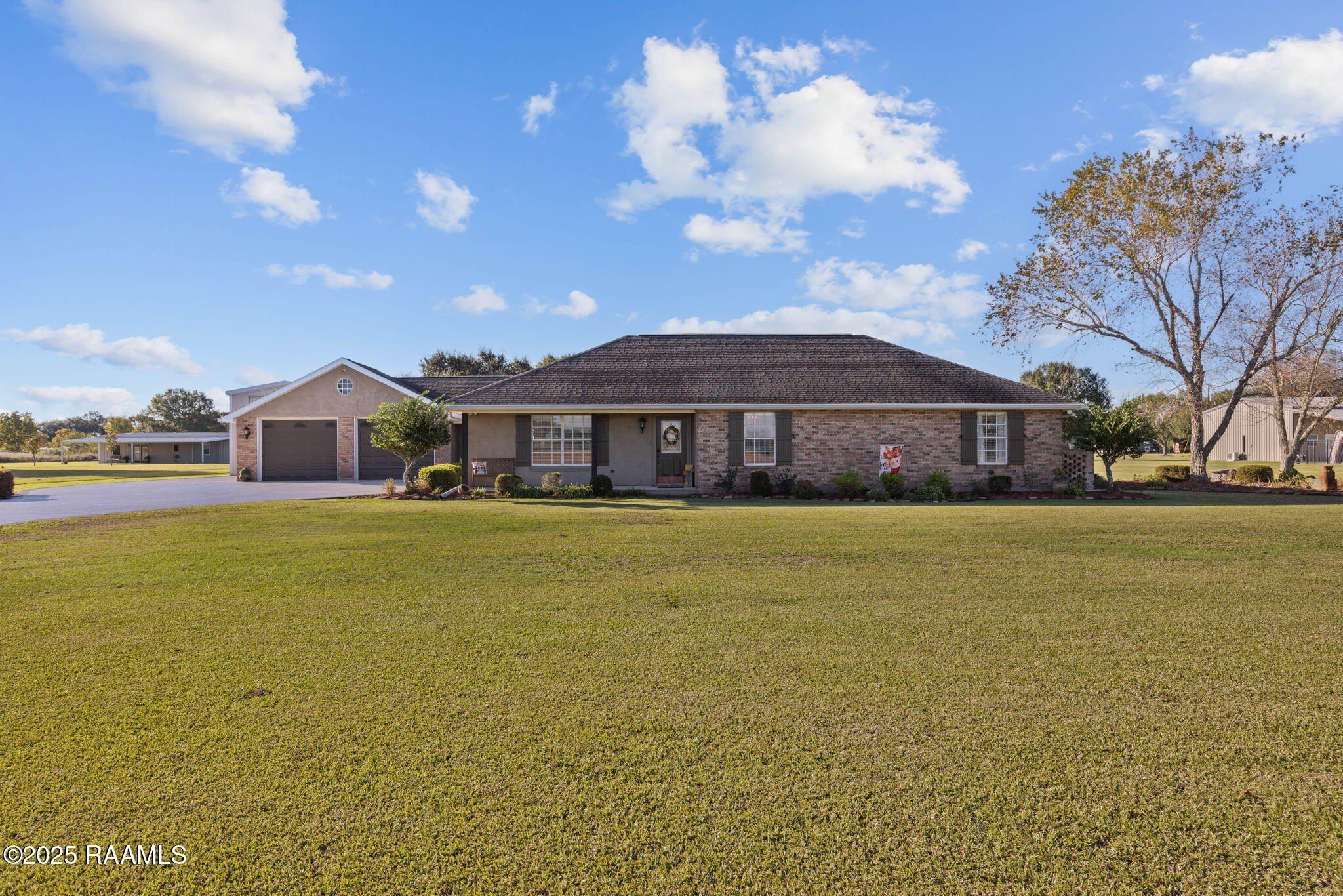 17727 Dalton Road - Home for sale in Kaplan, LA