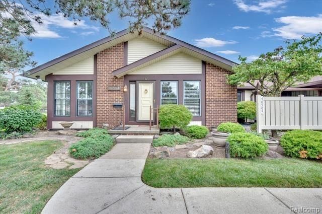 40584 Newport Court, Plymouth, MI