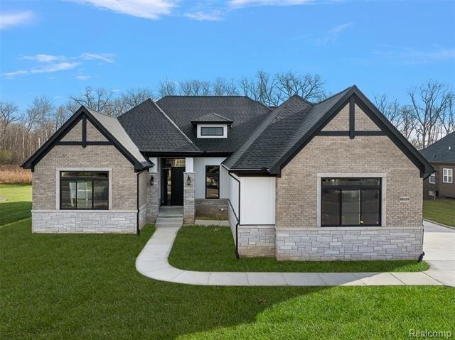 2280 Heidi Drive - Home for sale in Oxford, MI