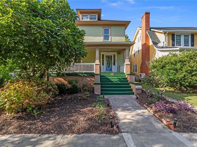 213 Monroe Avenue, Cape Charles, VA