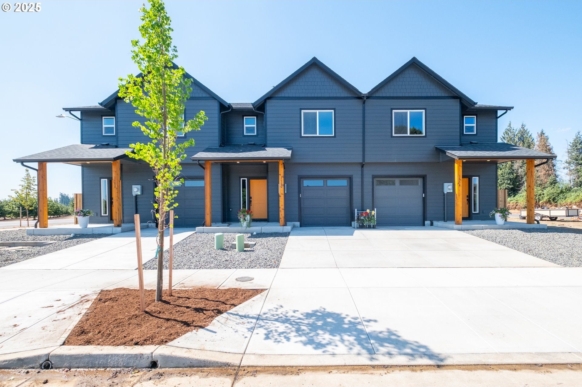 1554 1588 Barn St - Residential Multi Family for sale in Woodburn, OR