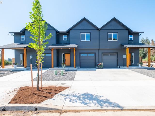 1554 1588 Barn St, Woodburn, OR