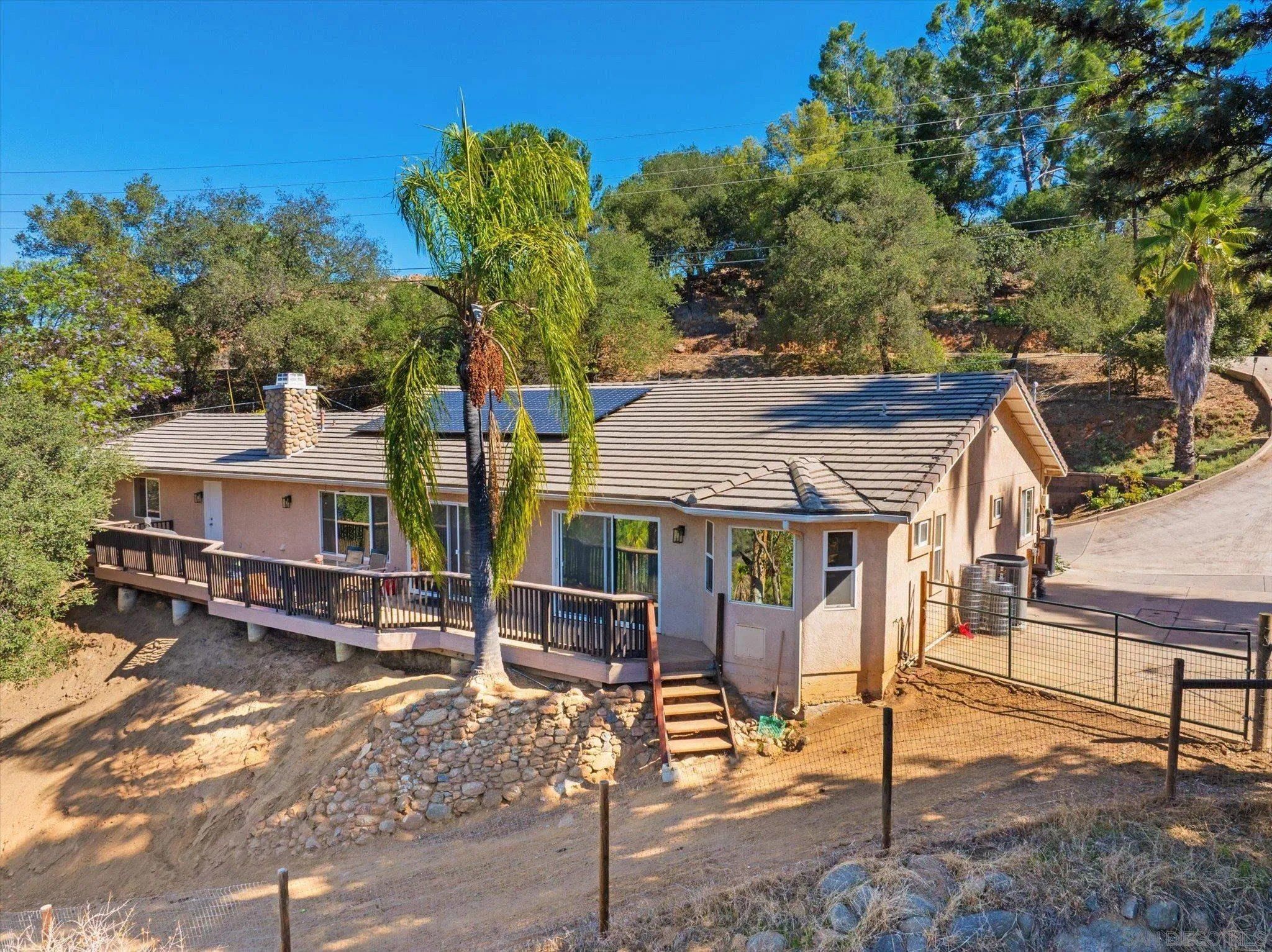 1714 Foss Rd, Alpine, CA