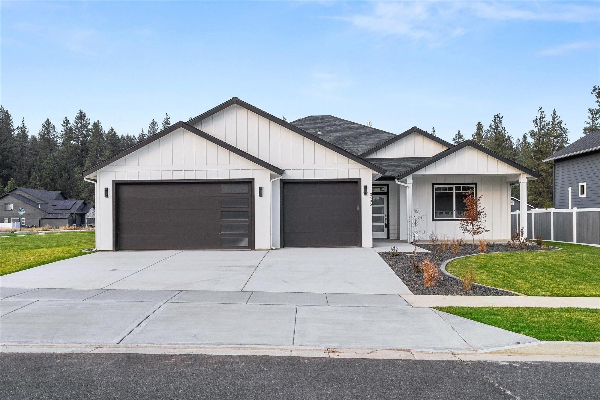 3405 E Yearling Rd - Home for sale in Chattaroy, WA