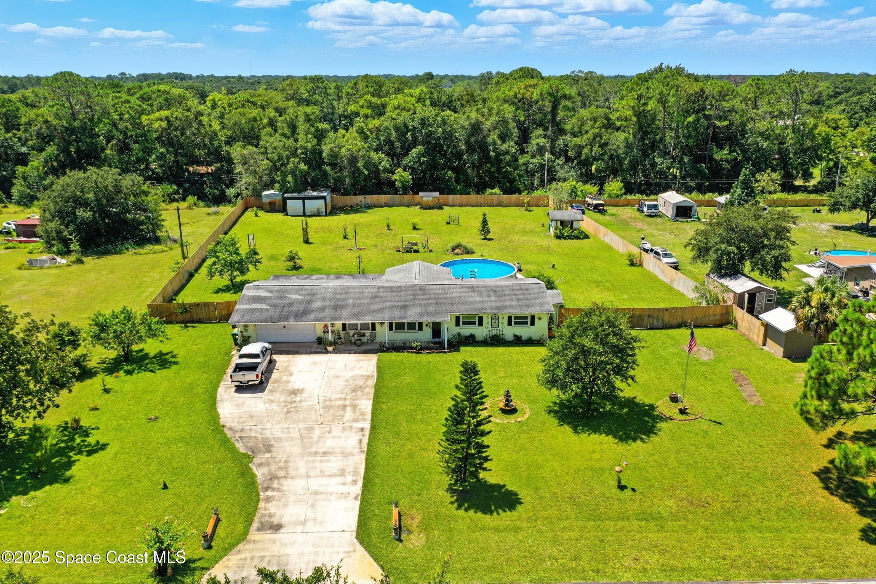3929 Burkholm Road, Mims, FL