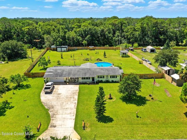 3929 Burkholm Road, Mims, FL