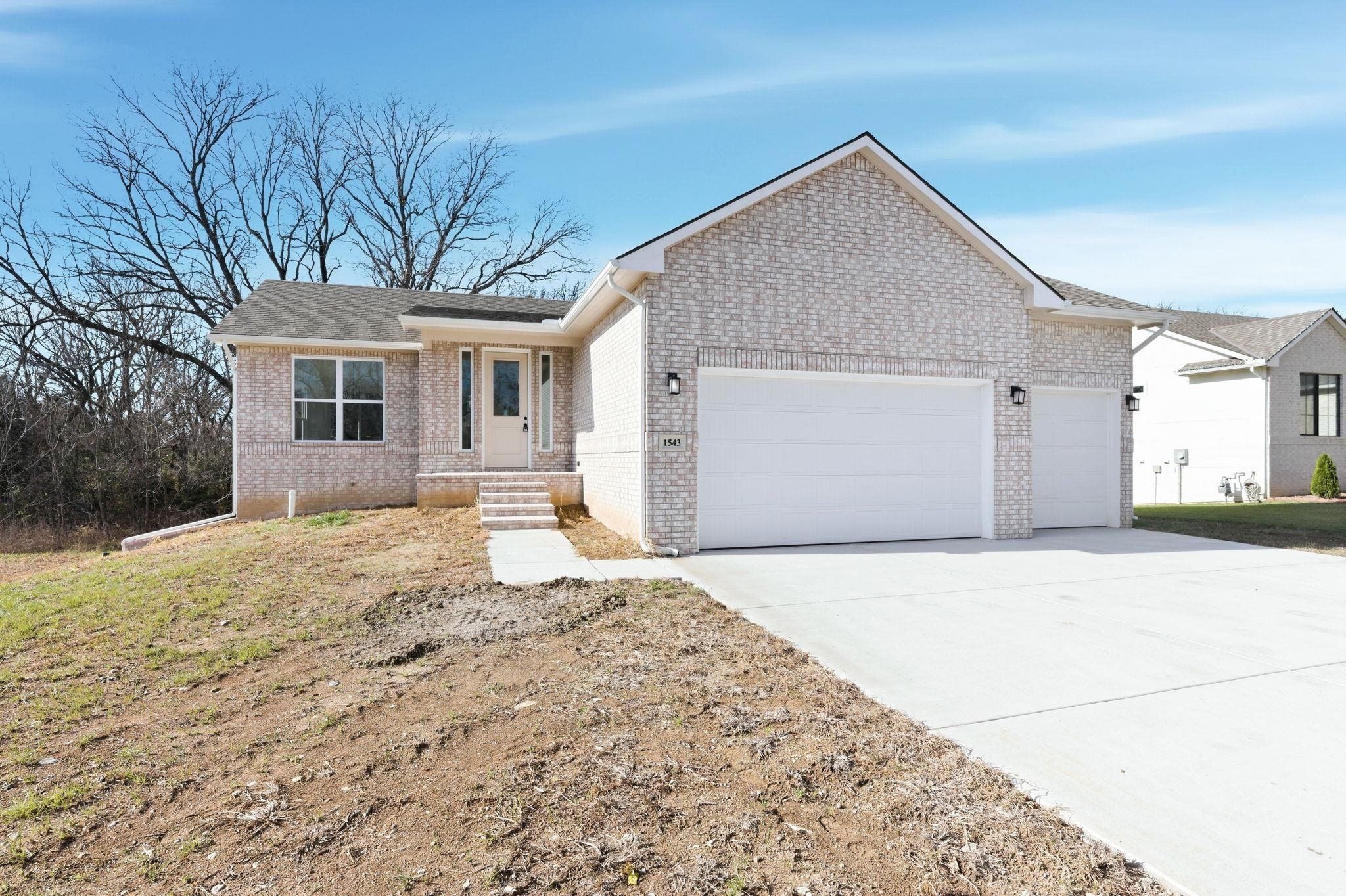 Waterfront Homes in Andover, KS