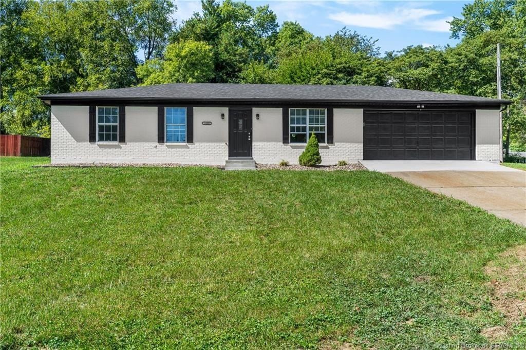 1115 Marci Lane - Home for sale in Georgetown, IN