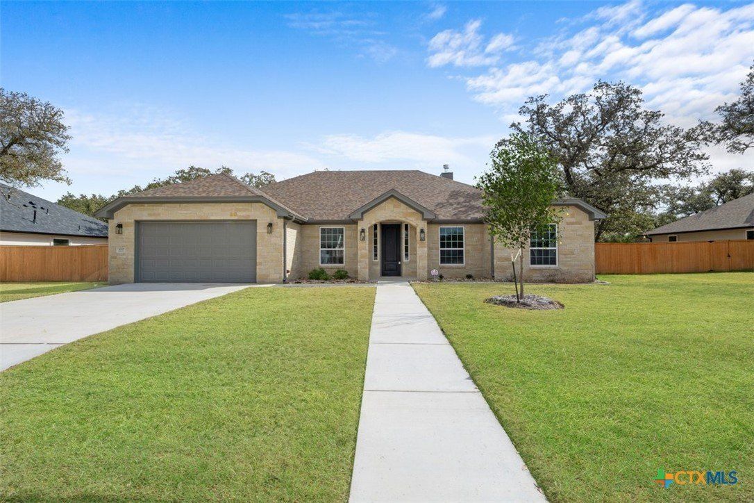 4117 Turning Leaf Drive - Home for sale in Nolanville, TX