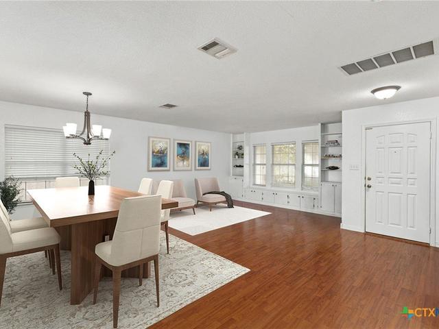 144 Vicksburg Loop, Elgin, TX