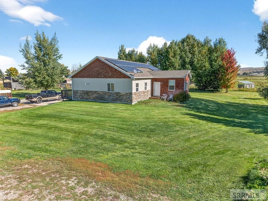 1287 N 1130 E, Shelley, ID
